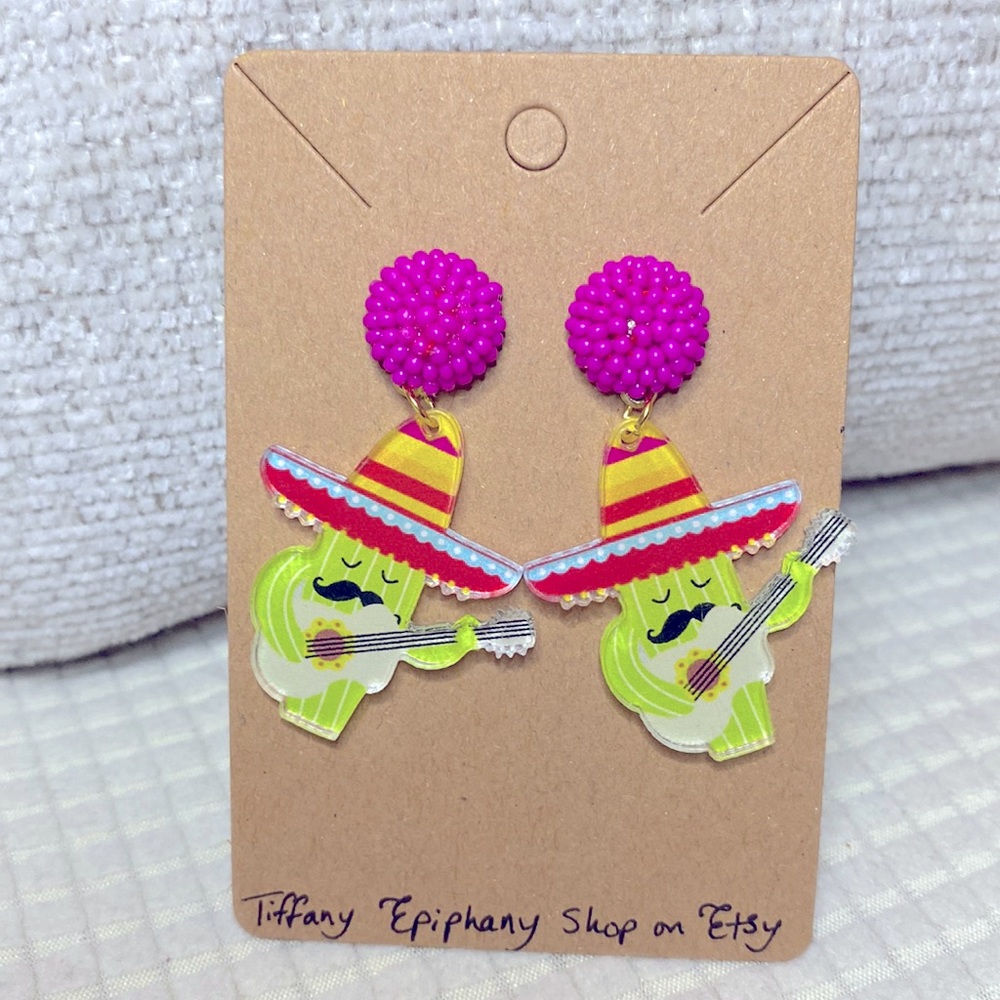 Fiesta Cactus beaded earrings NWT